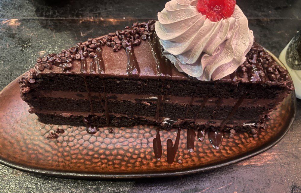 The Toothsome Chocolate EmporiumのColossal Chocolate Slice
