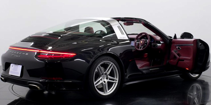 991後期 ポルシェ911タルガ4 斜め後ろから